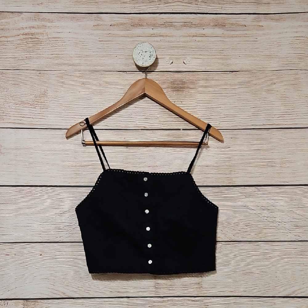 💟 Joie Black Eyelet Detail Button-Front Crop Top Blouse Large